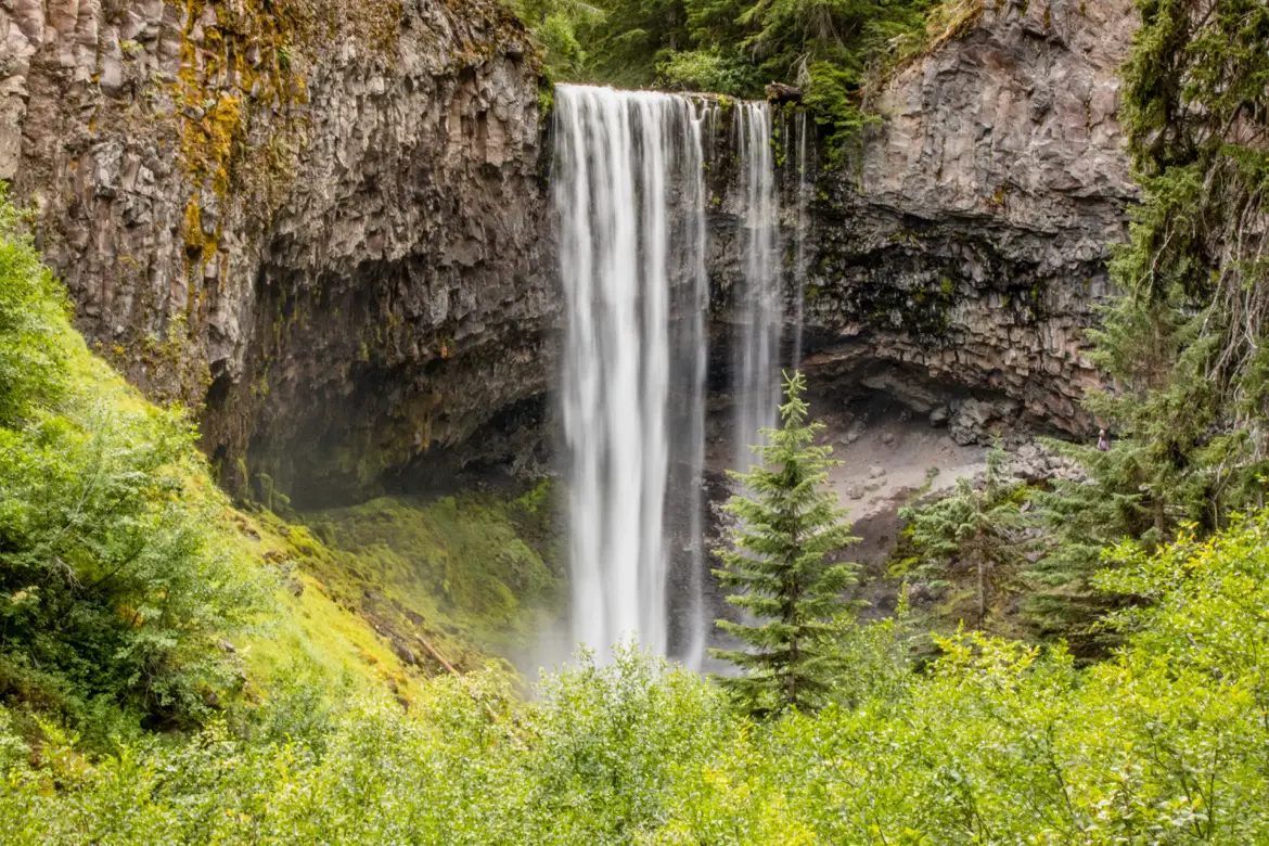 Tamanawas Falls in Oregon